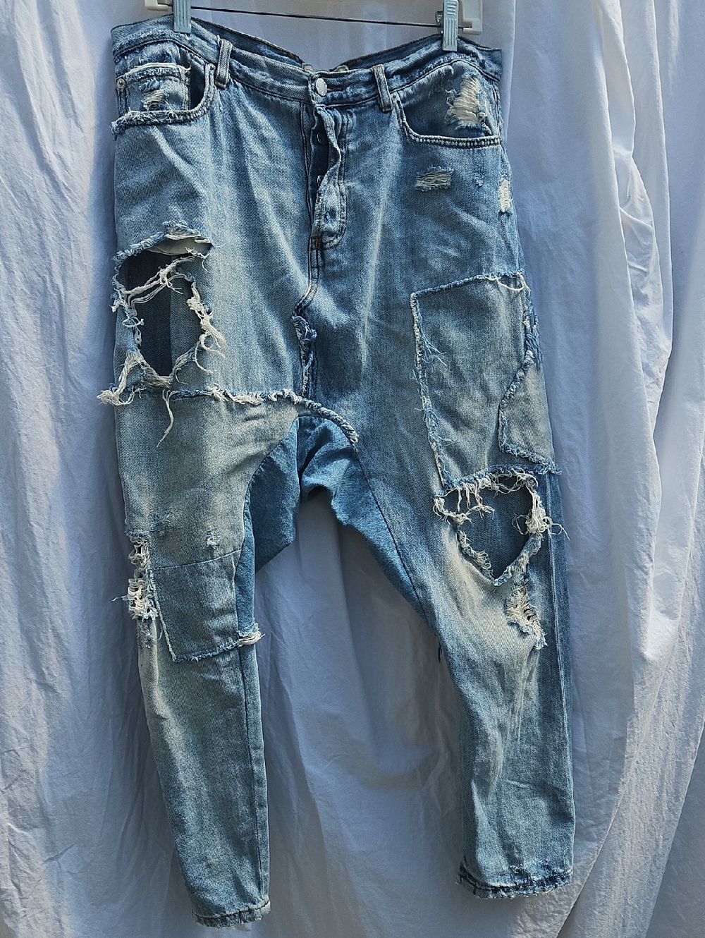 Free People Super SOFT premium Denim Distressed Patchwork  Light Blue Jeans0014